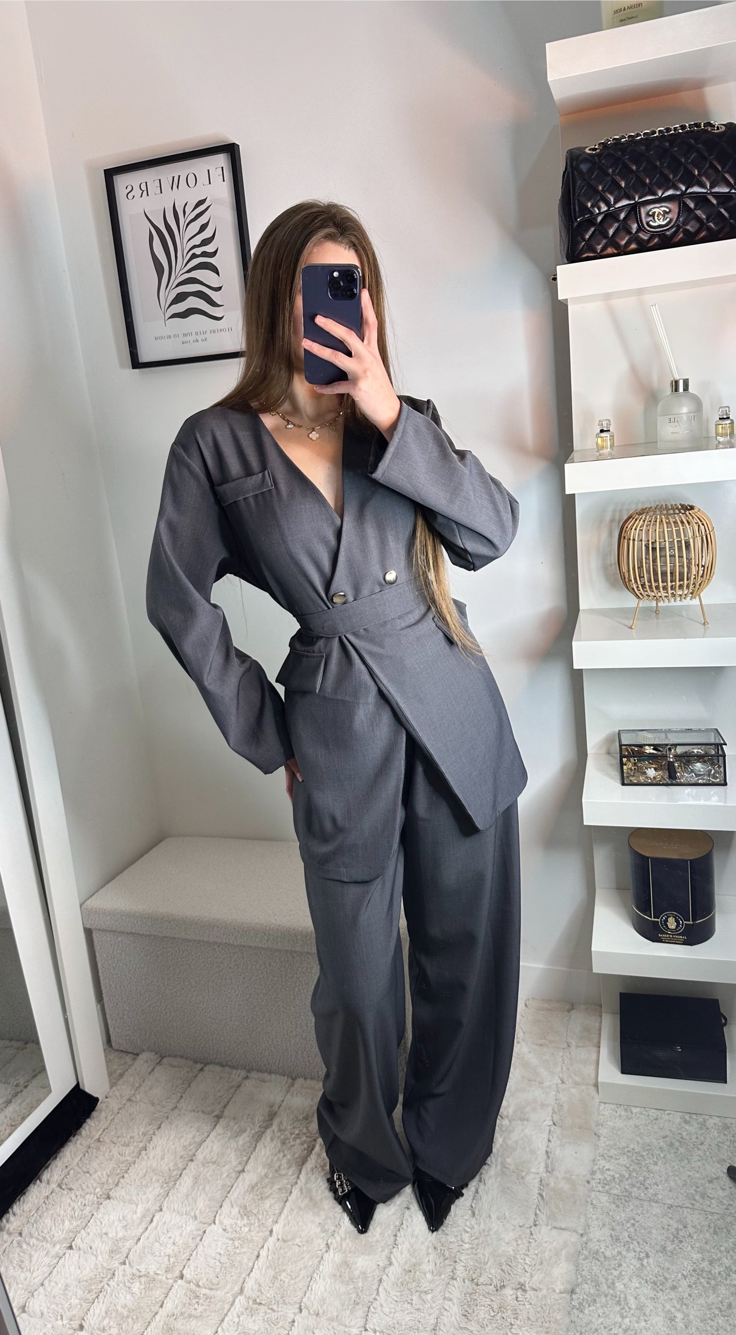 Ensemble classique gris foncé