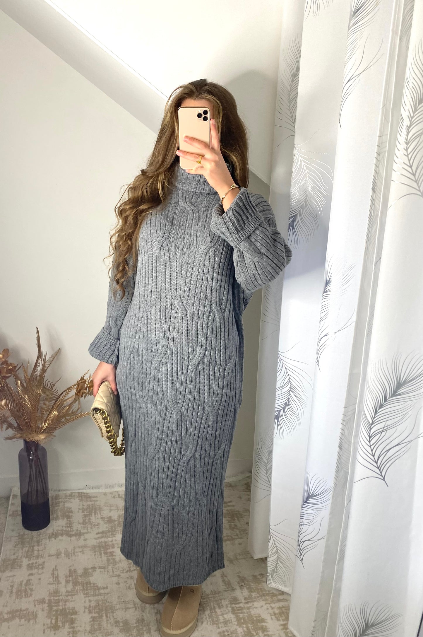 Robe col roulé grise