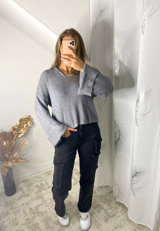 Pull ร  capuche gris foncรฉ