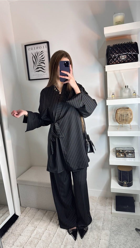 Ensemble Assia noir