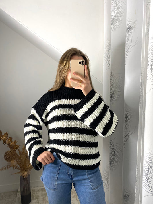 Pull rayรฉ Alice noir